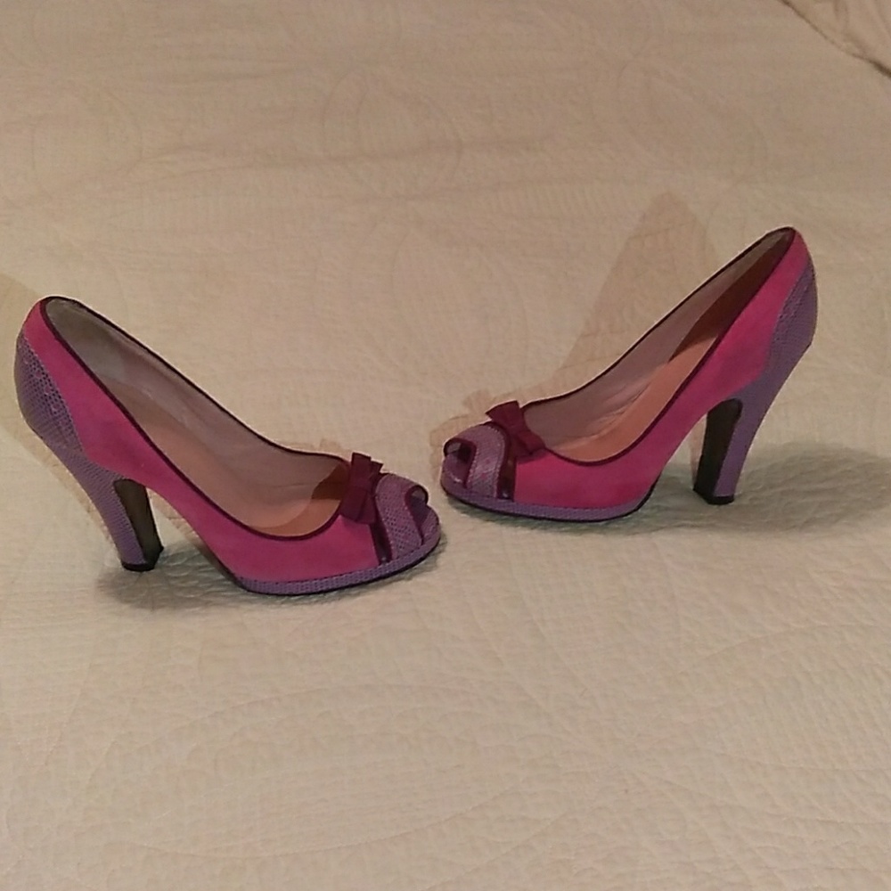 Pumps - Picture 3 of 4